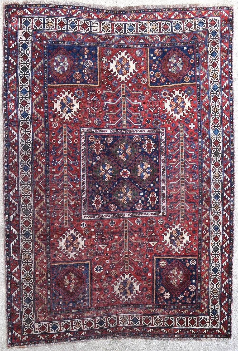 persian-rug-shiraz